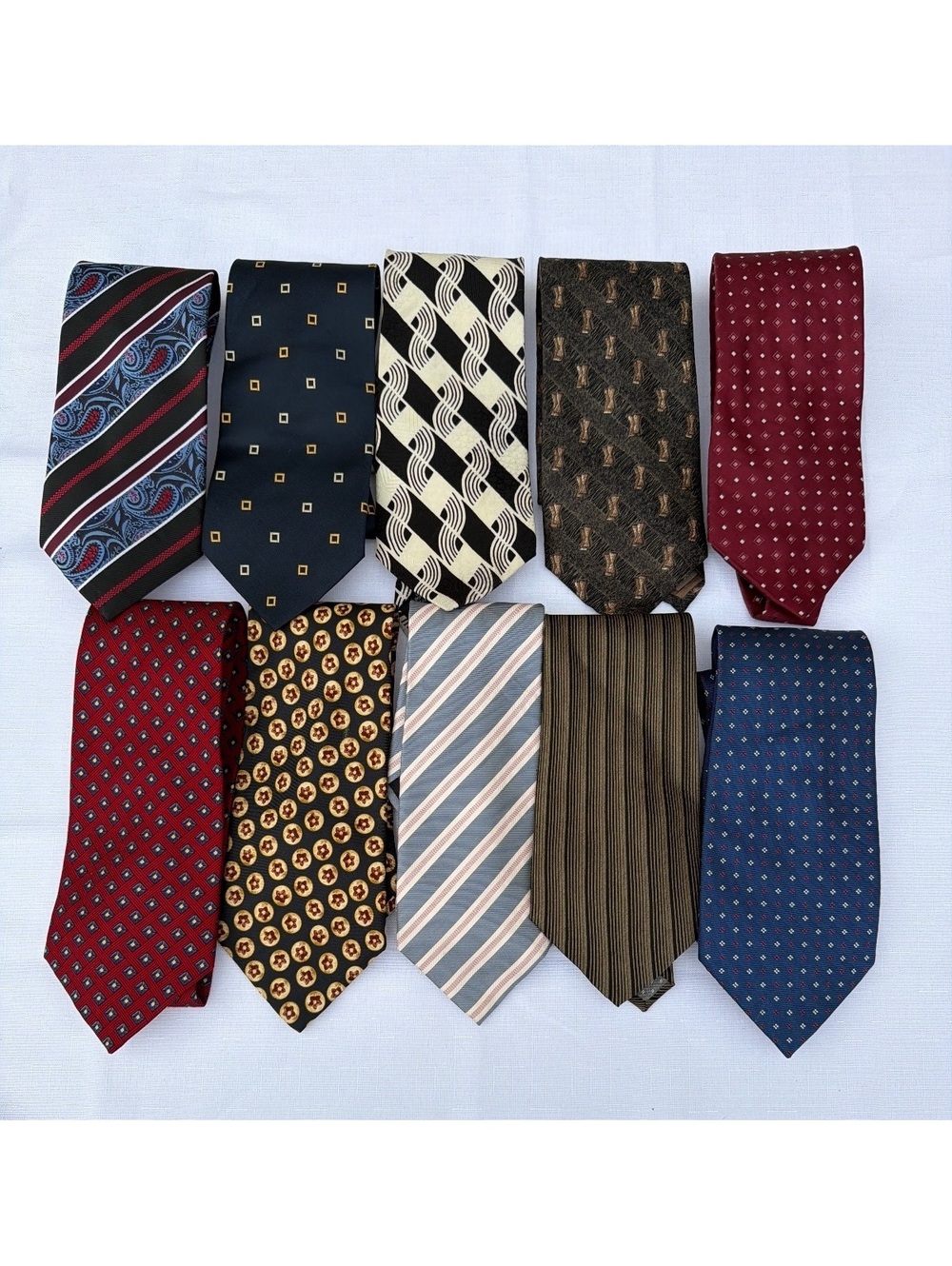Men’s Necktie Lot of 10 Assorted Colors Patterns Striped Geometric Dress Ties